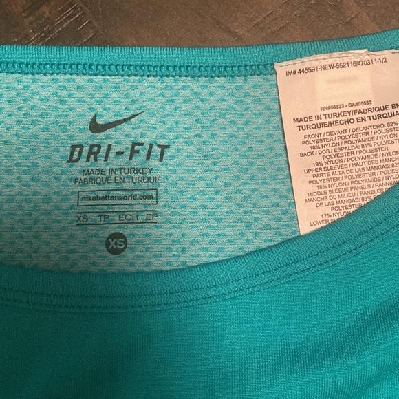 Nike Dri-Fit Training Top - Picture 5 of 5